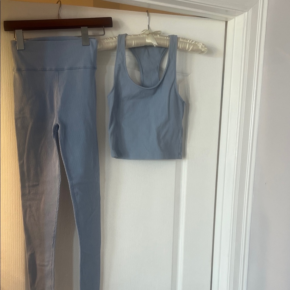 Abercrombie & Fitch soft collection Women's periwinkle Activewear Set
